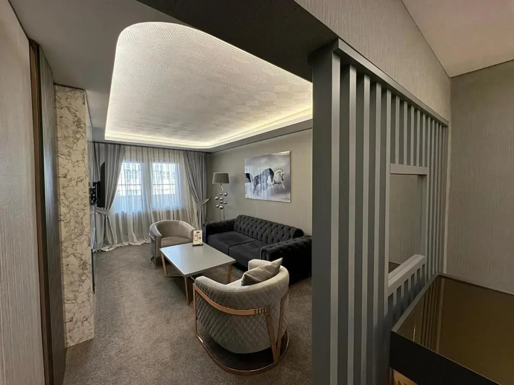 BÇ Ruby Hotel
