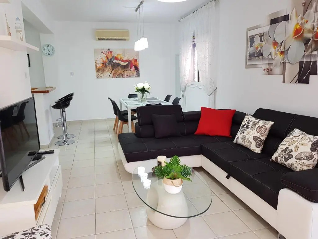 Paradise Gardens IV 2 Bd Amazing Apartment