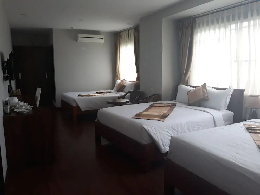 Sandals Hotel