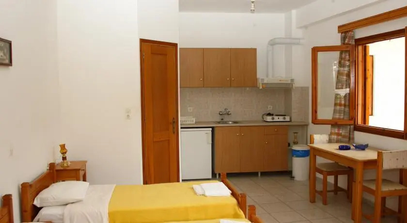 Myrto Studios and Apartments