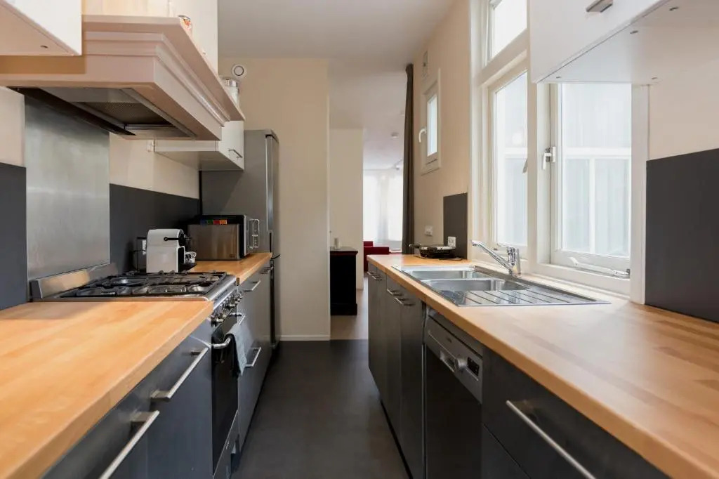 Canal View Apartment - Jordaan