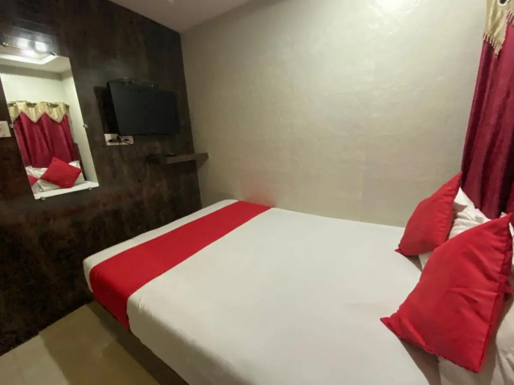 Hotel Paris Residency