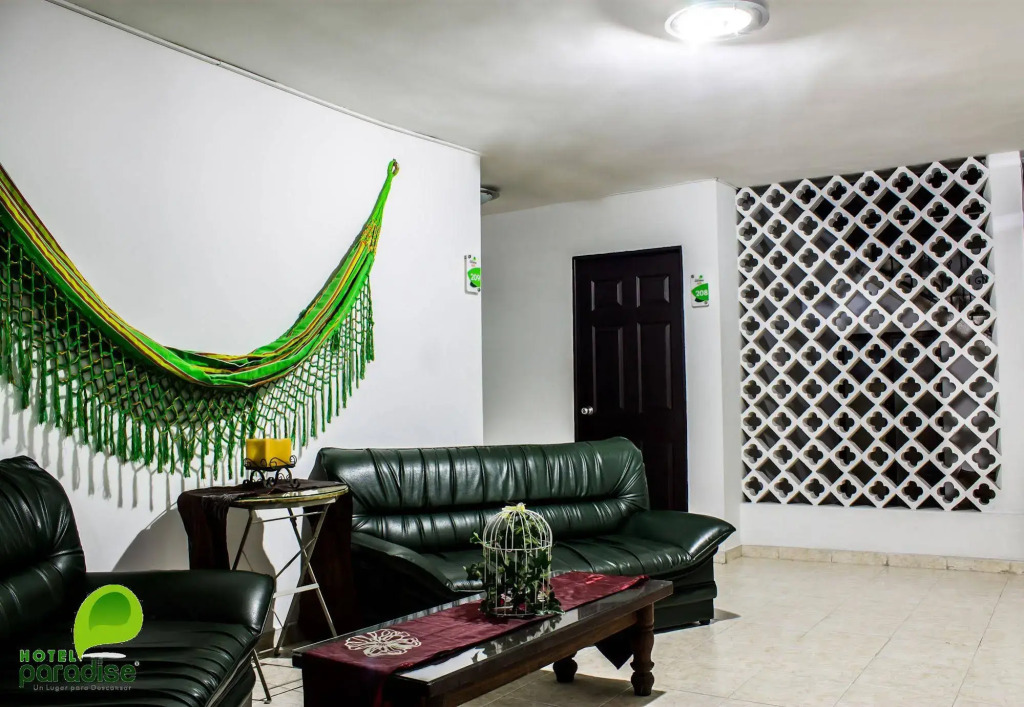 Casa hotel la 33