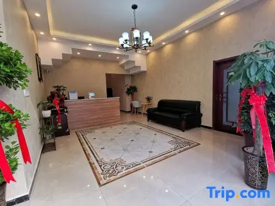 Xinzheng Luhao Boutique Hotel (Huanan City Longhu Jinyi City)