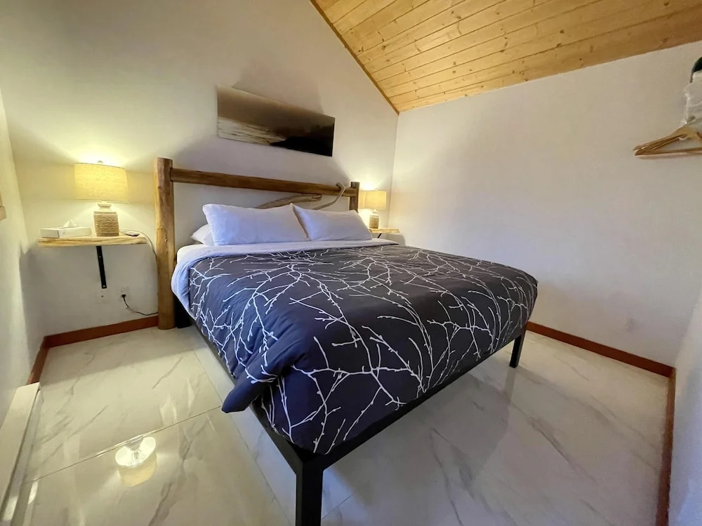 Doc Holiday Cabin