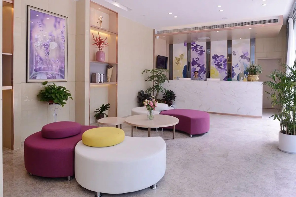 Lavande Hotels Wuhan Guangbutun Metro Station