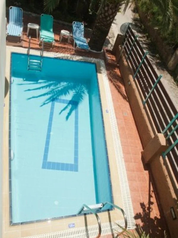 Seafalios-Beach Front Apt