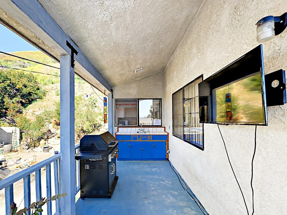 La Conchita Beach 3 Bedrooms 2 Bathrooms Home