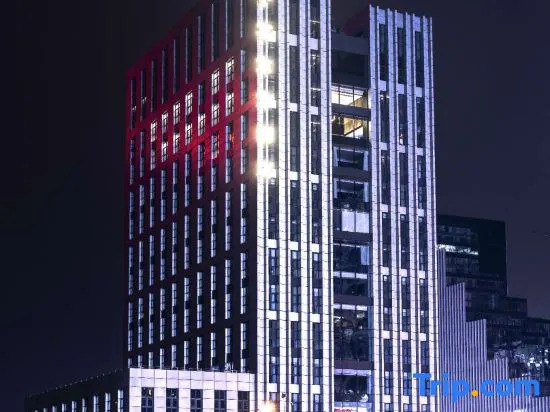 Millennial Oriental Hotel (Taiyuan South Railway Station Jinyang Street Branch)