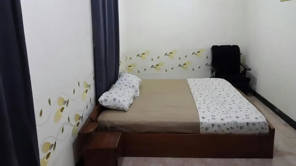 Inn-Syde Guest House