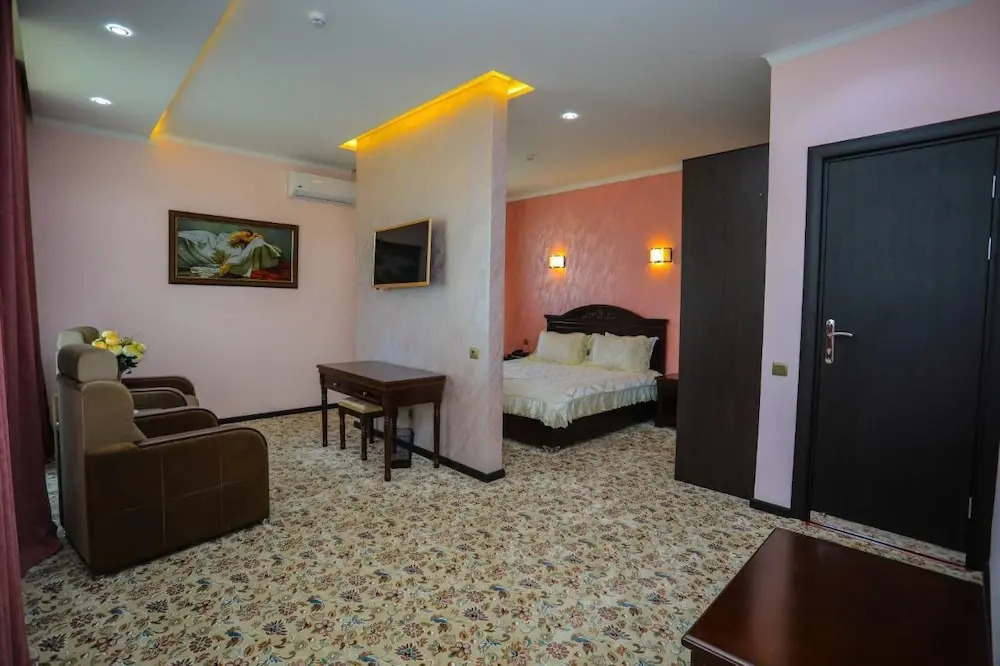 Safar Hotel and Spa
