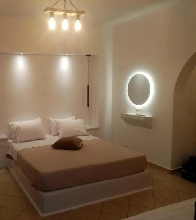 Little Yard Studios & Apartments #6