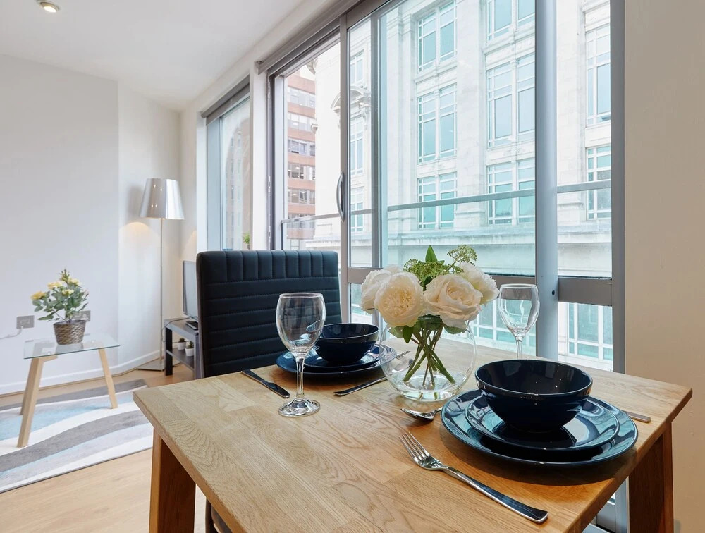BlueOne Serviced Apartments- West Street