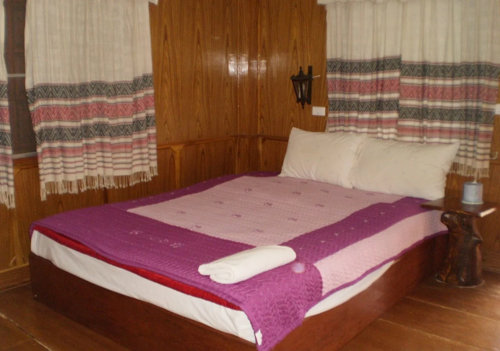 Khamsuk Resort