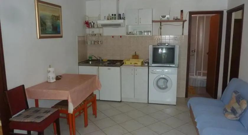 Rooms Ljubo