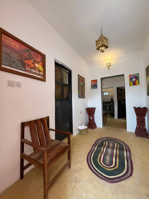 Cozy 3-bedroom Home 2 Minutes From Jambiani Beach