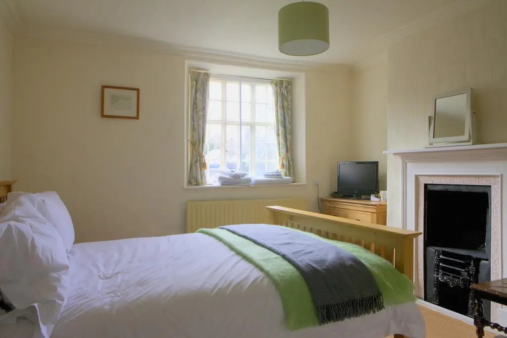 Coach House Norbury