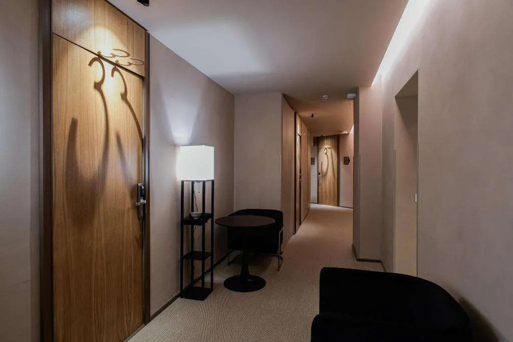 163 BOUTIQUE HOTEL
