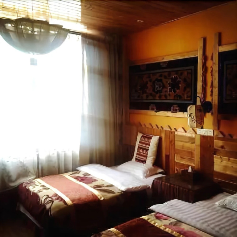 Amdo Coffee House Inn