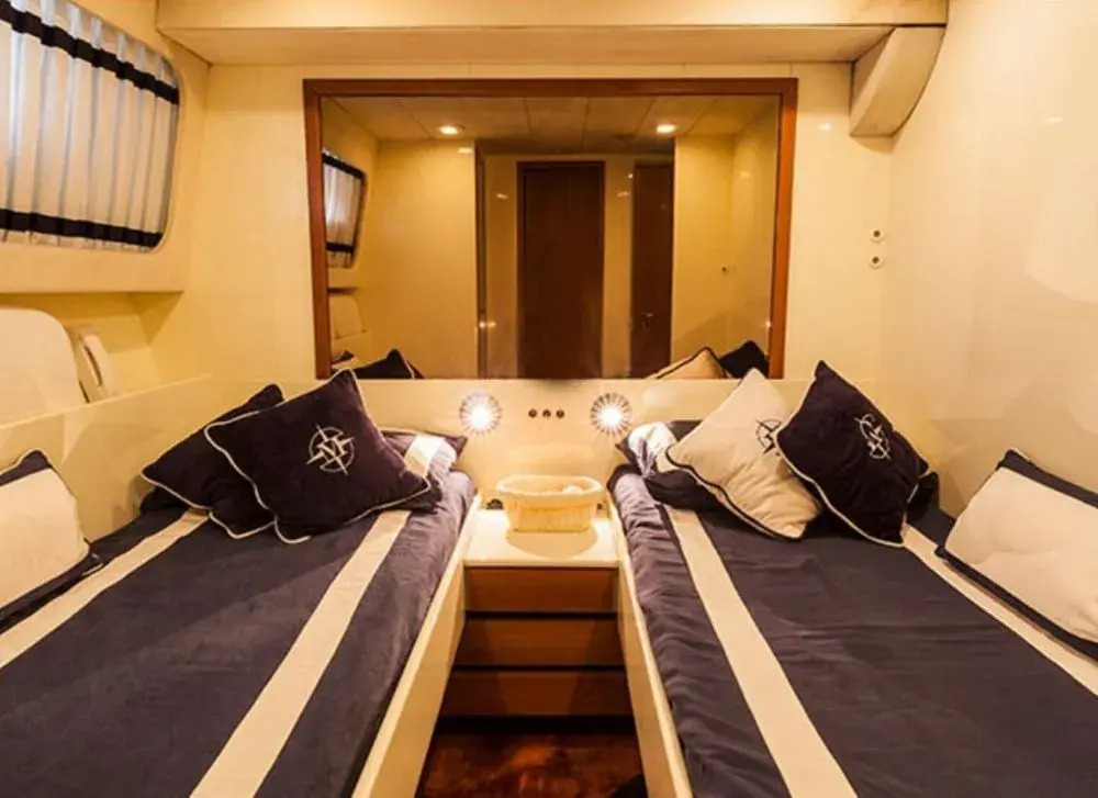 Yacht Suite Sorrento
