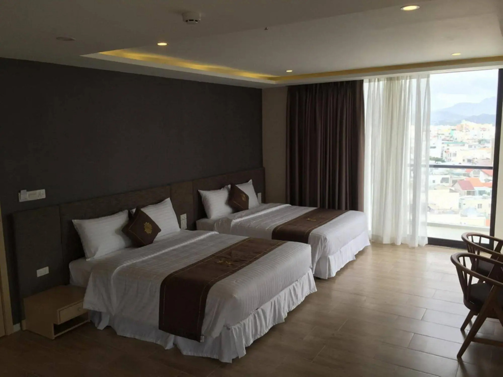 Отель Daisy Flower Nha Trang