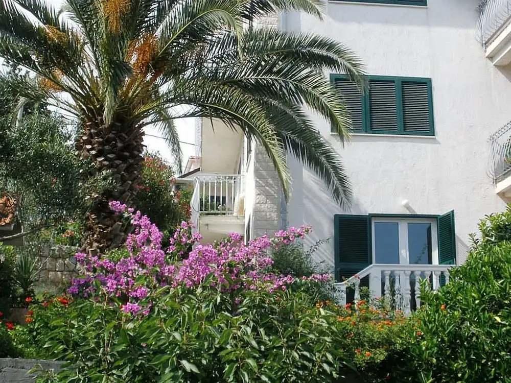 Apartments Neda