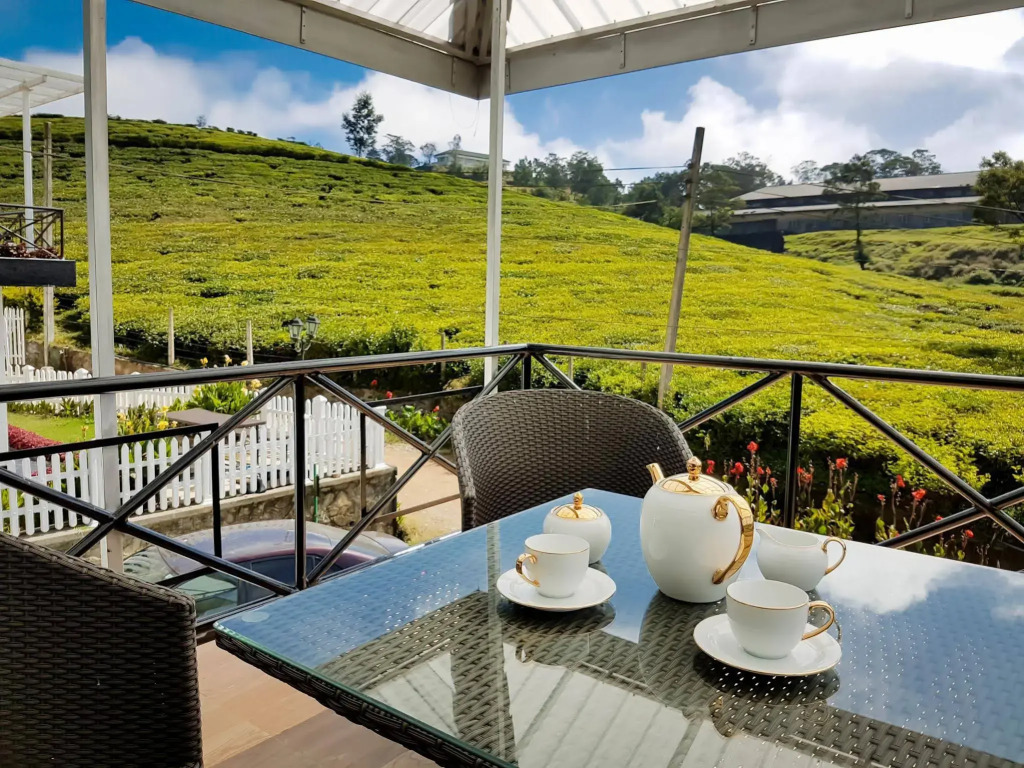 The Tea Garden - Complimentary Breakfast, Near Lake Gregory