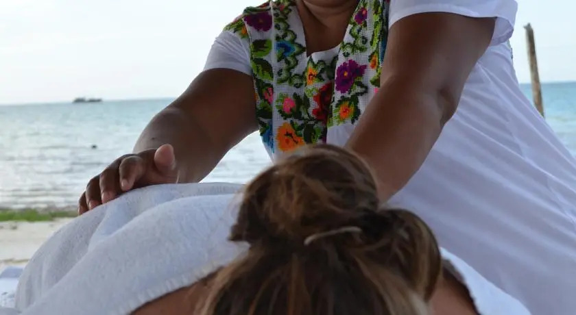 Casa Iguana Holbox - Beachfront Hotel