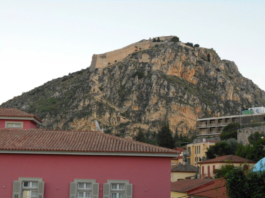 Byron Traditional Hotel