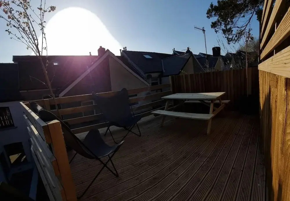 4 Bed Townhouse-sleeps 7-garden-pets-valley View