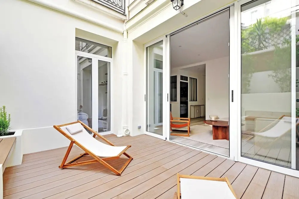 Charming Aptt With Patio - 2bd/4p - Monceau Park
