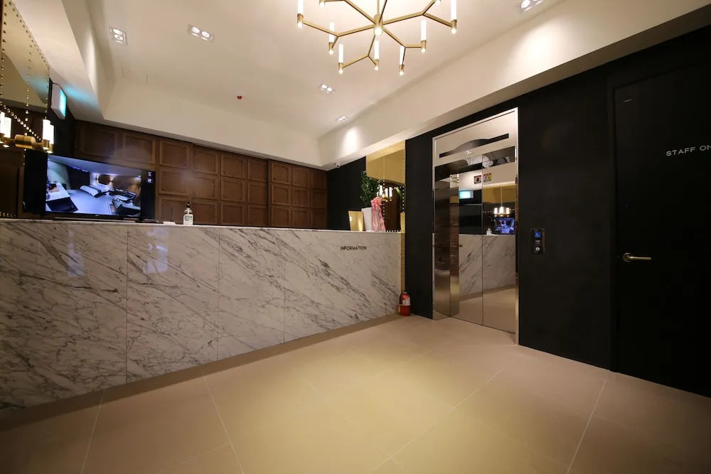 Ninespot Hotel