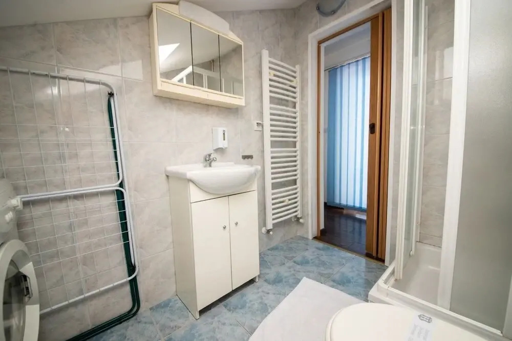 Ivona - Open Swimming Pool - A2