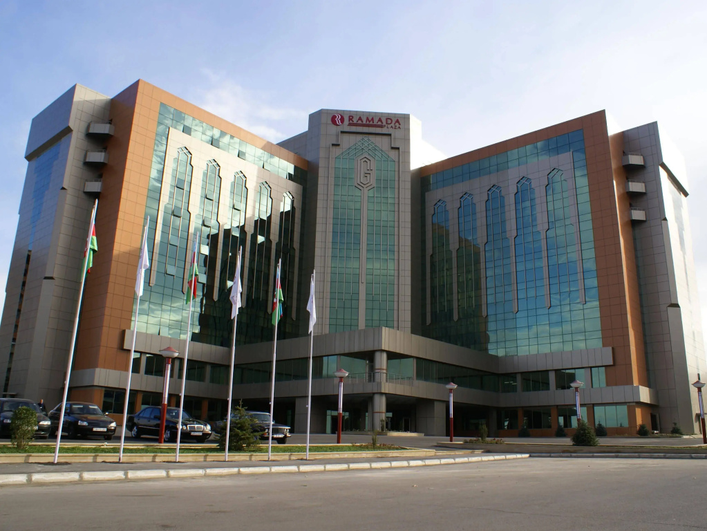 Отель Ramada Plaza by Wyndham Гянджа