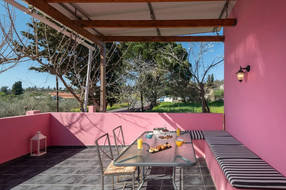 Koralia Vacation House