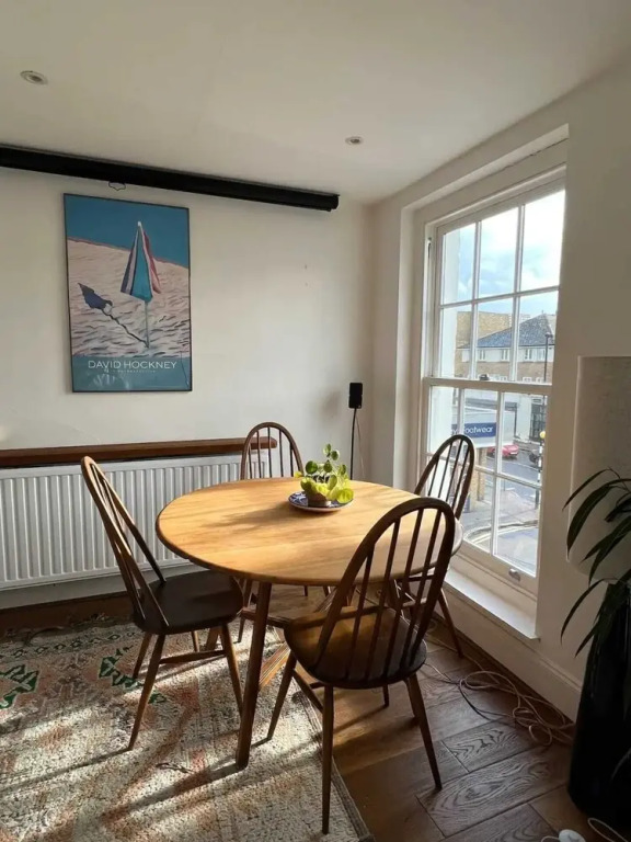 Bright 1 Bedroom Apartment in Hackney Near Colombia Road