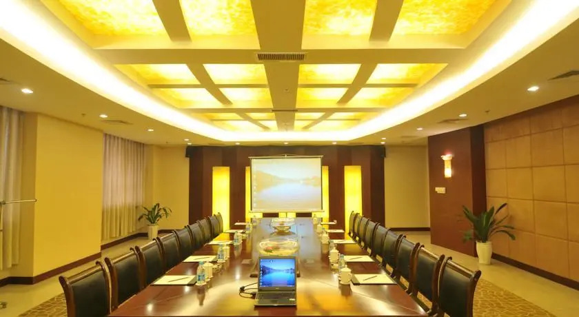 Shenghong International Hotel