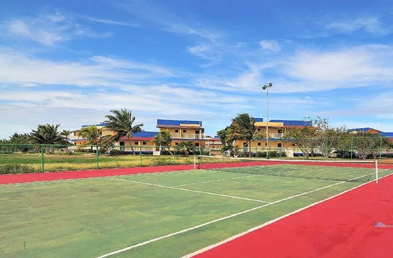 Covarrubias Club