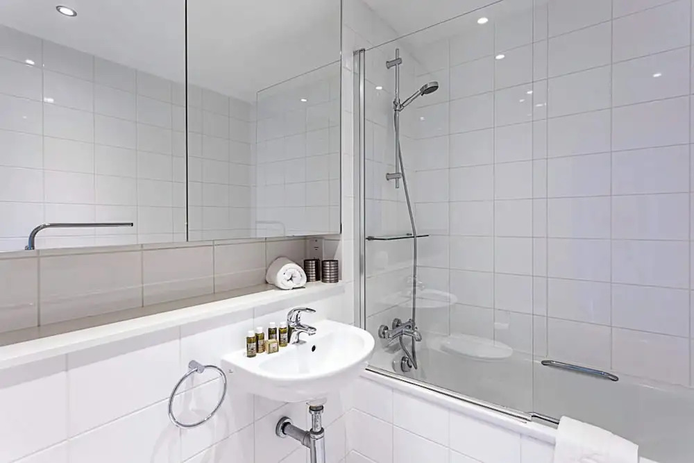 City-Close 1-Bed Apartment near Tower Hill