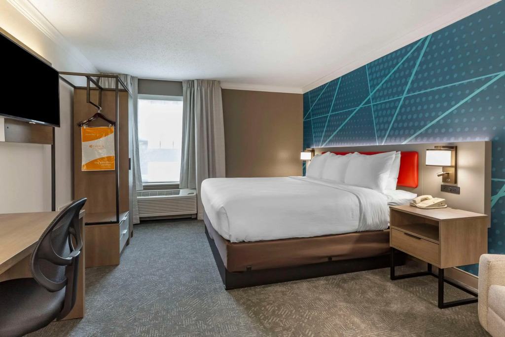 Comfort Inn & Suites Hadley - Amherst