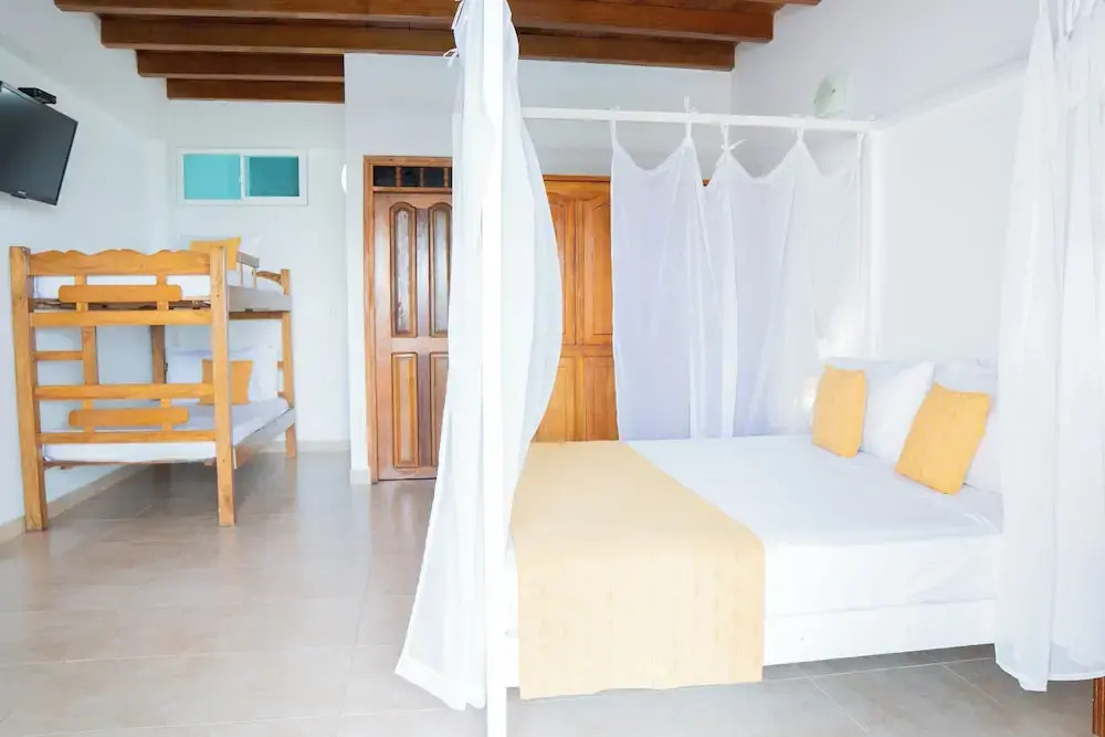 Hotel 3 Banderas Manzanillo del Mar