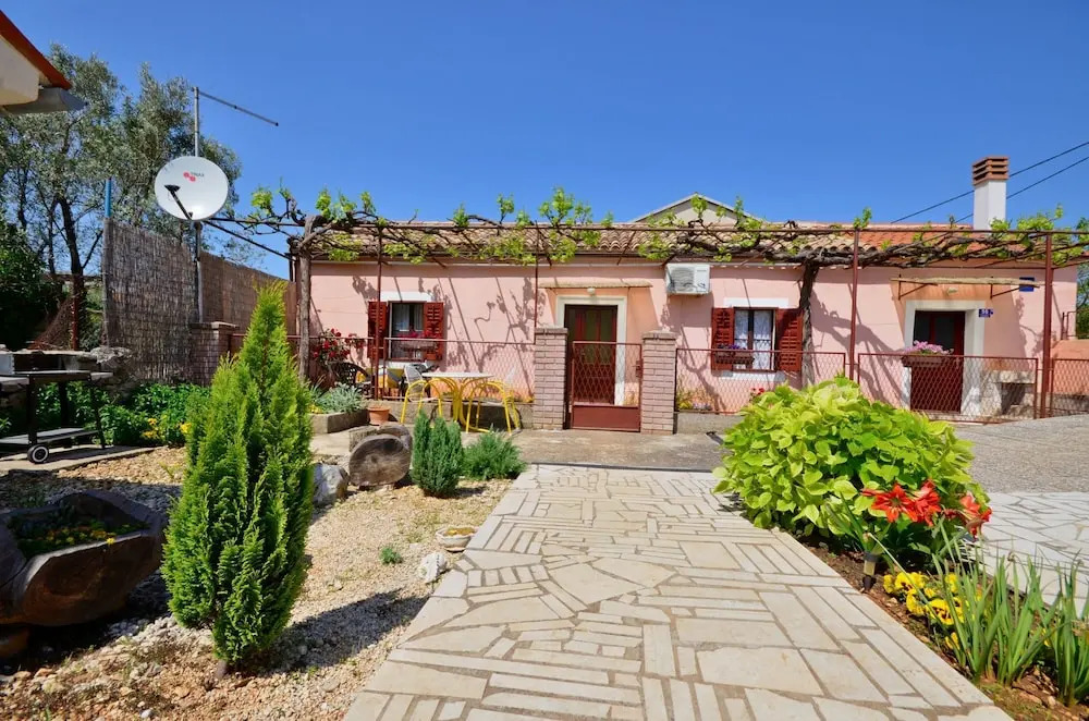 House Dario