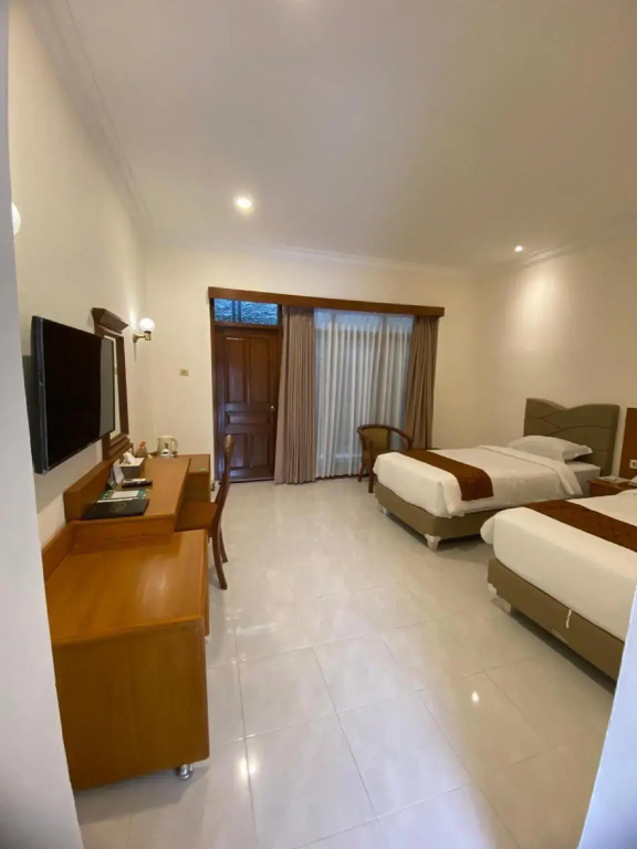Hotel Dana Solo