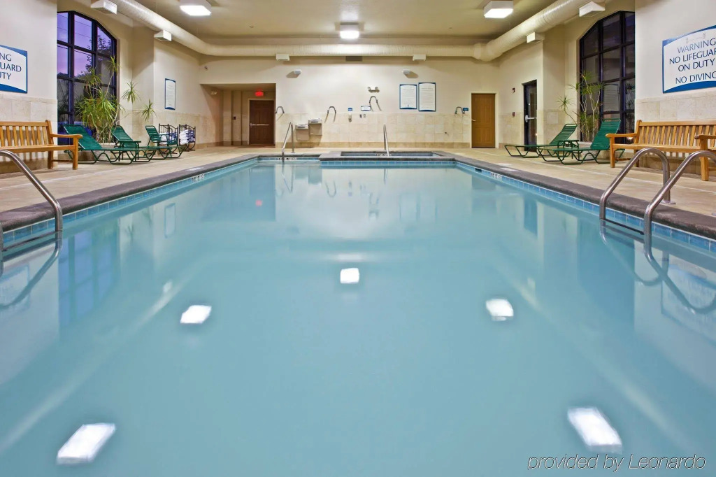 Staybridge Suites - Cincinnati North by IHG