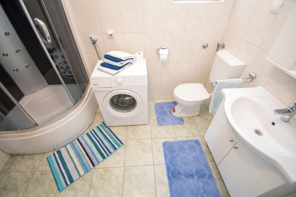 Apartment Stay Near Krka