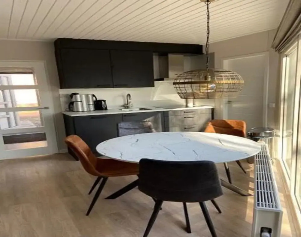 Cosy Family Bungalow on Quiet Resort