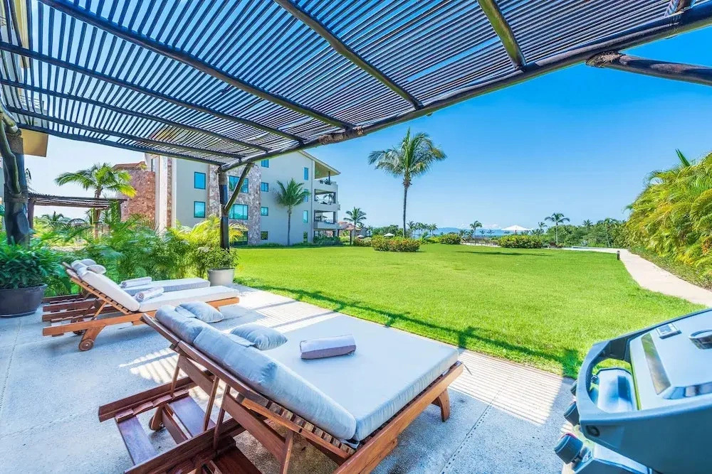 Luxurious 4 Bedroom Condo