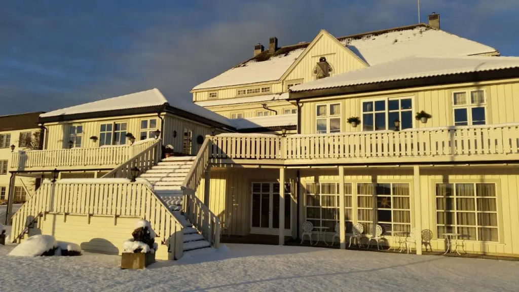 Thon Hotel Selbusjøen