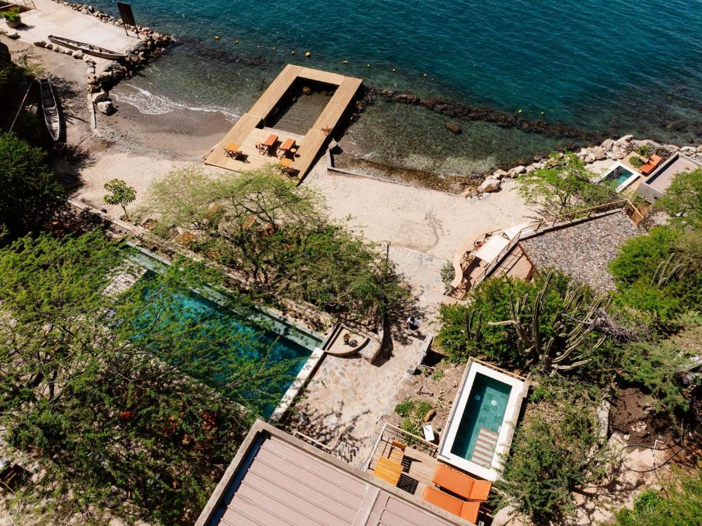 Perla Roca Hotel Boutique - Beach Front