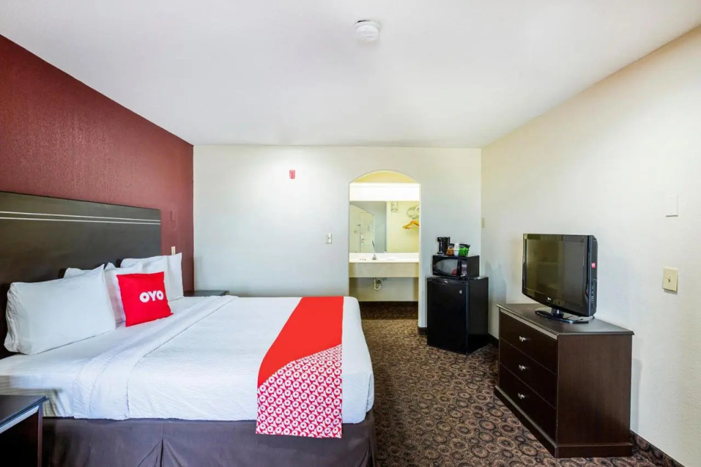 Econo Lodge  Inn & Suites Port Allen